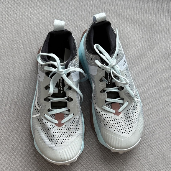 Nike Trail ZOOMX Zegama Womens 8.5 Light Smoke Glacier Blue
Running Hiking Shoes - Picture 3 of 13